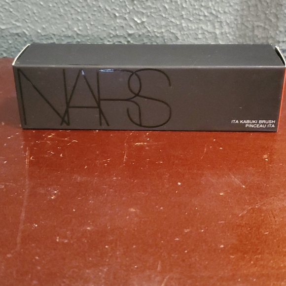 Flat kabuki btush - Picture 2 of 2